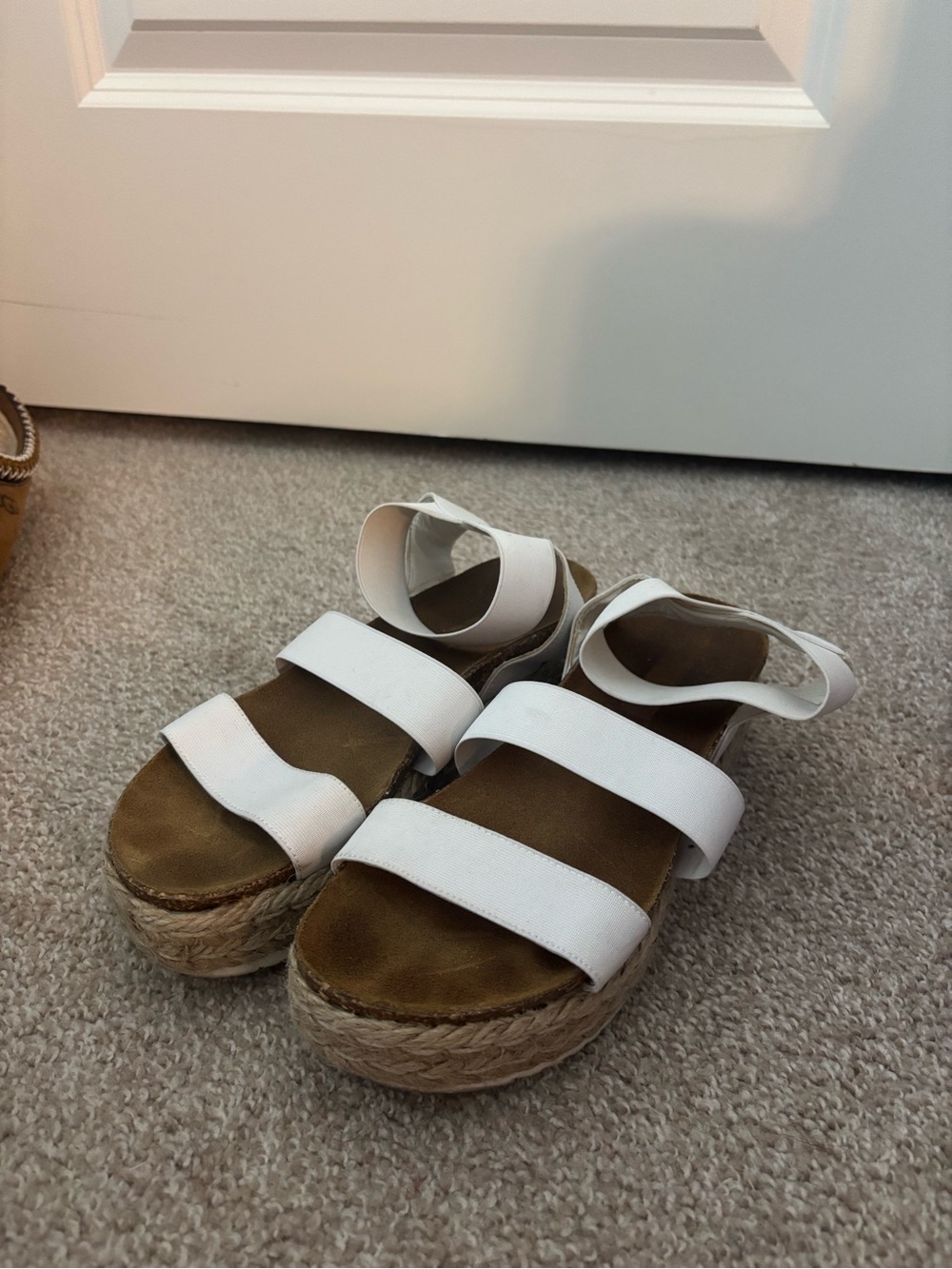 Women's White Strappy Platform Sandals